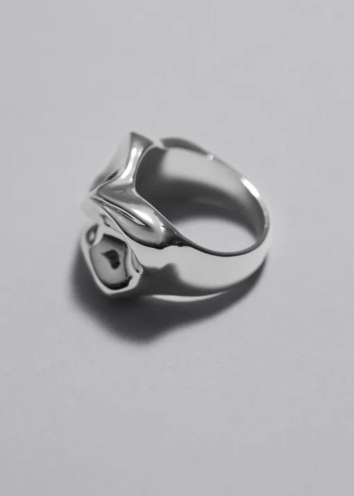 Bague à L’effet Drapé Sculptural