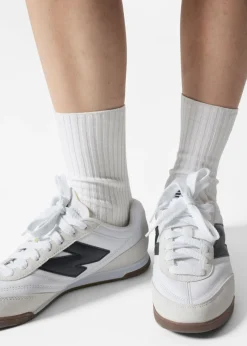 Baskets New Balance  RC42