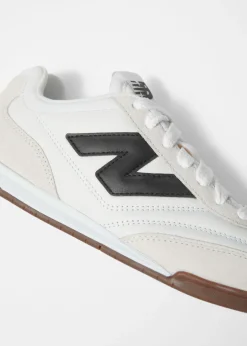 Baskets New Balance  RC42