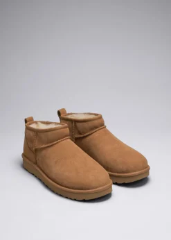 Bottes UGG® Classic Ultra Mini