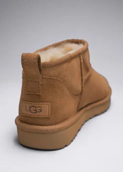 Bottes UGG® Classic Ultra Mini