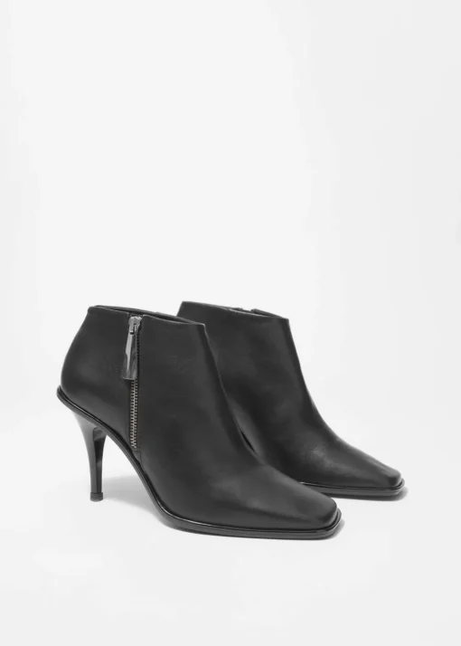 Bottines à Bouts Carrés