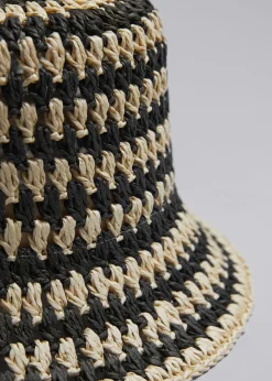 Chapeau Crocheté En Paille