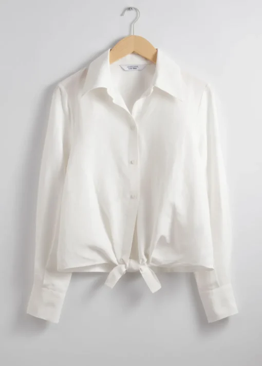 Chemise à Nouer Sur Le Devant