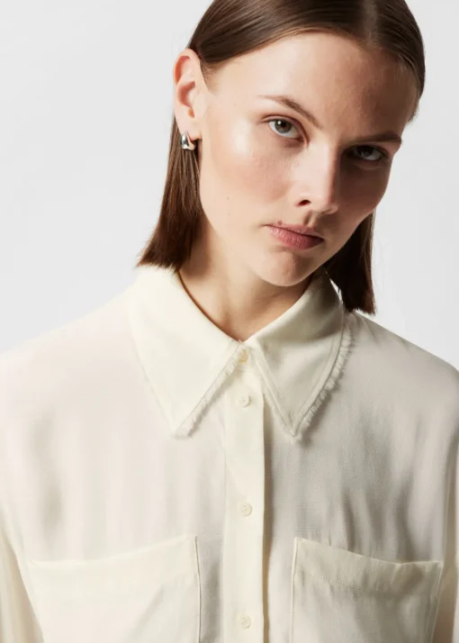 Chemise Frangée à Poches Plaquées