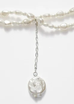 Collier Ras Du Cou En Perles à Pendentif