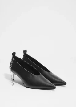 Escarpins Ornés De Chaînes