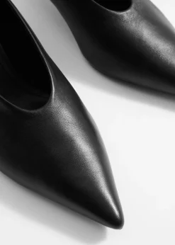 Escarpins Ornés De Chaînes