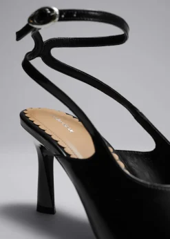 Escarpins Pointus En Cuir à Brides Arrière