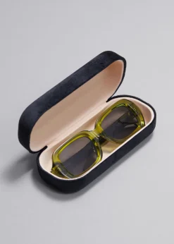 Lunettes De Soleil Ovales Et Polarisées