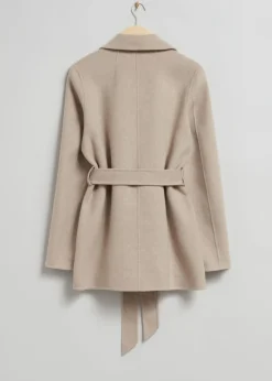 Manteau Ceinturé Court