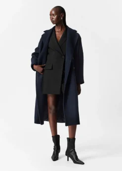 Manteau Volumineux En Laine Avec Ceinture