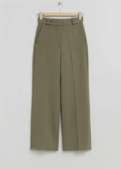 Pantalon Large à Plis Marqués