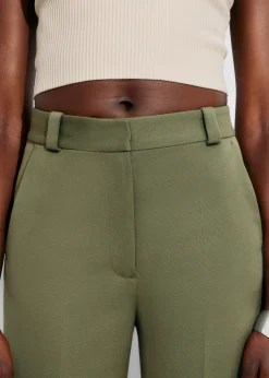 Pantalon Large à Plis Marqués