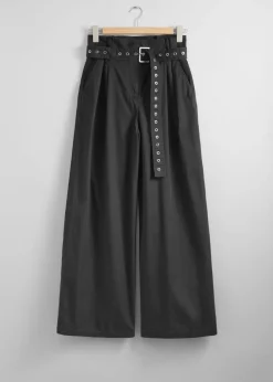 Pantalon Taille Haute Froncée à Ceinture à œillets