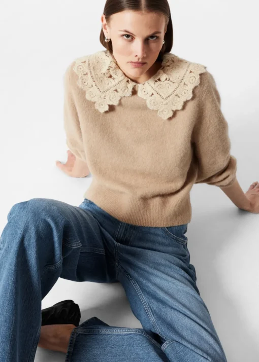 Pull En Maille à Col Crocheté
