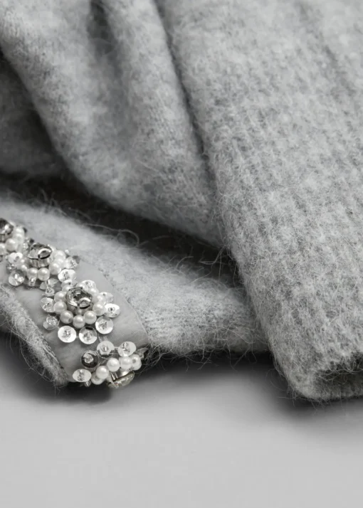 Pull En Maille à Découpes