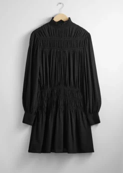 Robe Courte à Encolure à Smocks