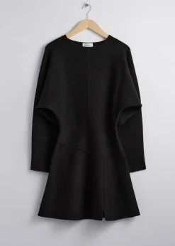 Robe Courte à Manches Chauve-souris