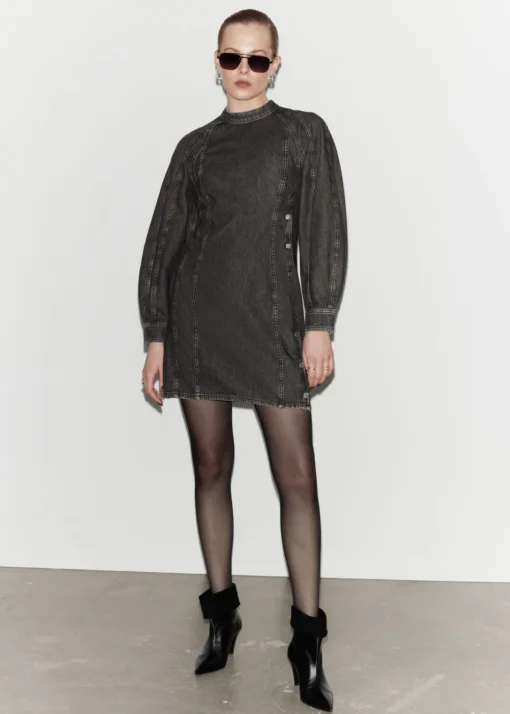 Robe Courte Ajustée En Denim