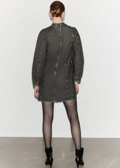 Robe Courte Ajustée En Denim