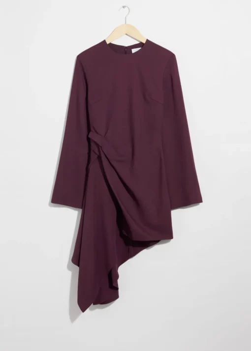 Robe Courte Asymétrique