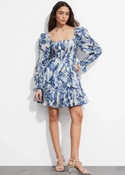 Robe Courte Smockée