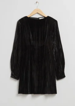 Robe Courte Structurée