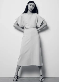 Robe Midi à Manches Volantées