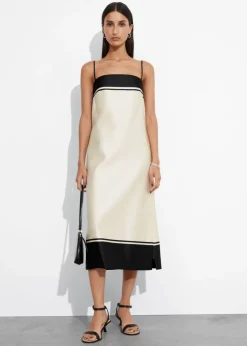 Robe Midi En Satin à Bretelles