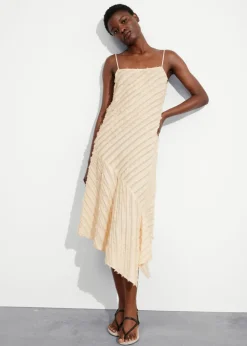Robe Midi Texturée à Bretelles