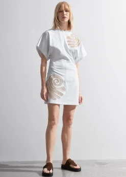 Robe T-shirt Courte Brodée