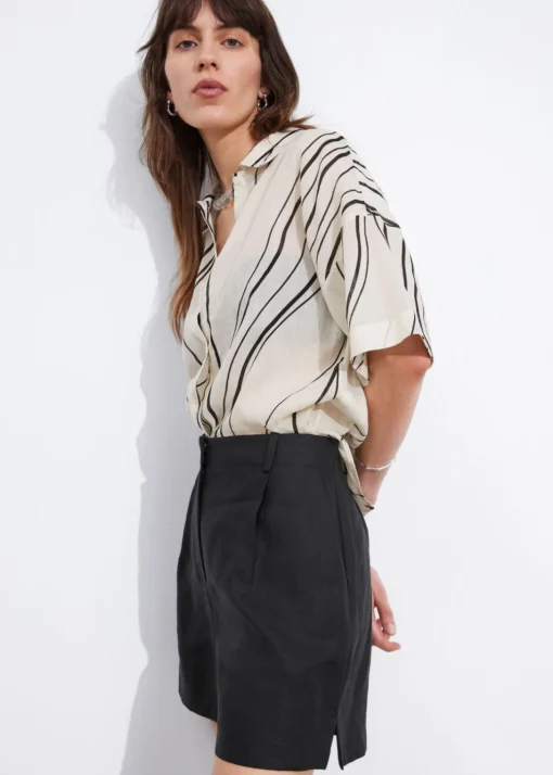 Short Habillé En Lin