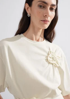 T-shirt à Motifs Floraux Appliqués