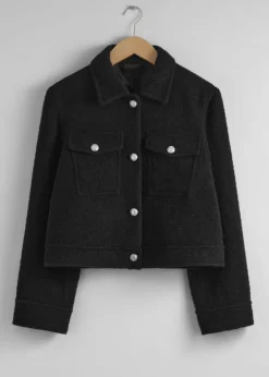 Veste Bouclée Boutonnée